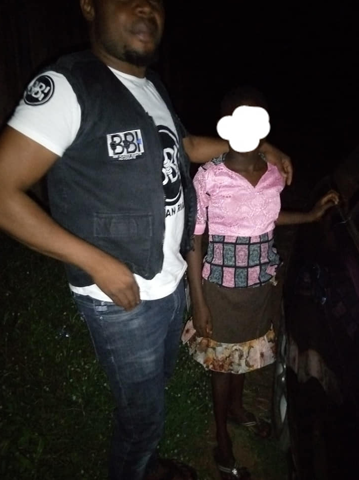 A 12 year old girl has been raped and infected in Asaba, the Delta state capital yesterday. According to activist, Gwamnishu Emefiena Harrison who shared the story online, the victim and her guardian have reported the matter to men of the Asaba divisional police. Gwamnishu says efforts are being made to arrest the suspect. He said the victim is currently in the hospital receiving medical attention.