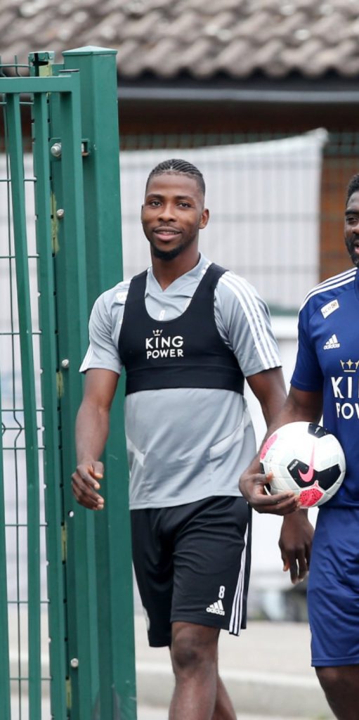 Super Eagles Player, Kelechi Iheanacho has rejoined his English teams, Leicester City and respectively ahead of pre-season as they intensify preparations for the new season. The striker debut new hairstyle as he resumes training with his team.