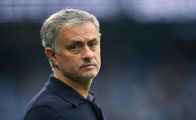 Managers in the football world are usually good at sparking controversies in interviews and press-conferences, some more, some less so, but there aren’t many as skilled as Jose Mourinho when it comes to that side of things. His confidence, seen by many as overconfidence – bordering on arrogance, is often a real treat for media outlets which often carry his words in reports for a long time.