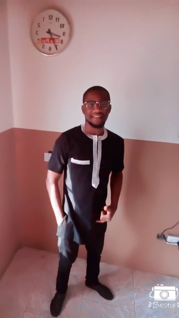 Naijafinix Face Of The Week:- Meet Emmanuel Arinze, A Young First Class Business Man In Abuja