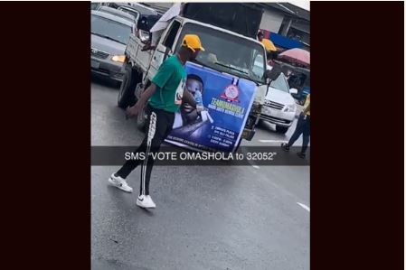 Mr Jollof, a popular Instagram personality, was captured in a video canvassing for support for Omatshola. Big Brother Naija contestant, Omashola, is getting massive support from his home-base in Warri, Delta State.   Some supporters and fans of the 38-year-old BBNaija ‘Pepper Dem’ housemate went on a campaign rally to canvas for vote for him, as they drove around Warri in a motorcade.  