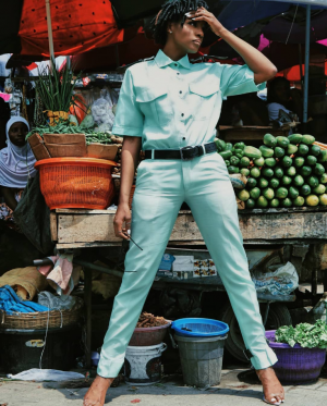 Popular singer Seyi Shay look Stuning and radiant as she becomes a pepper seller in a new photoshoot at a market for an upcoming video shoot.