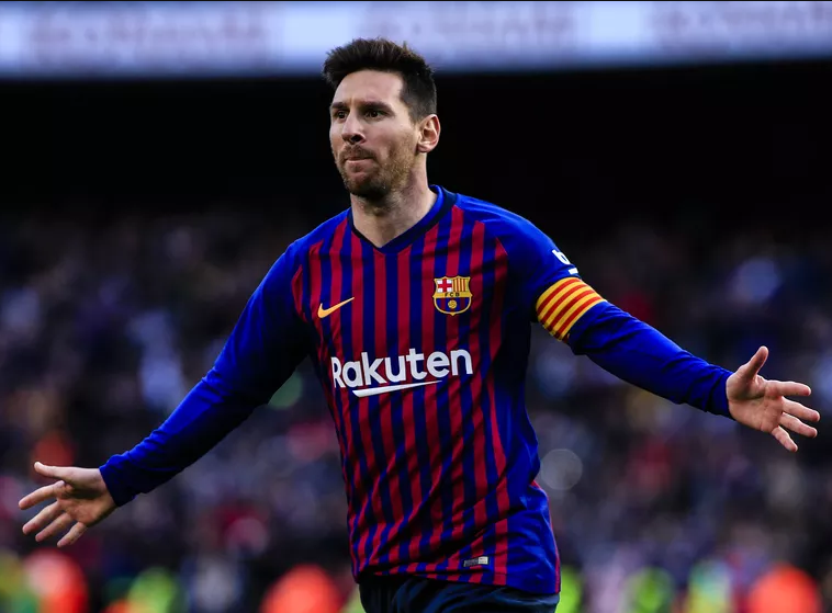 Superstar footballer, Lionel Messi, who has never played for another club except Barcelona is in line for a “life contract” at the Spanish football club.  According to Mundo Deportivo, Barcelona president Josep Maria Bartomeu wants to tie down his talisman, 32, for the rest of his football playing life.