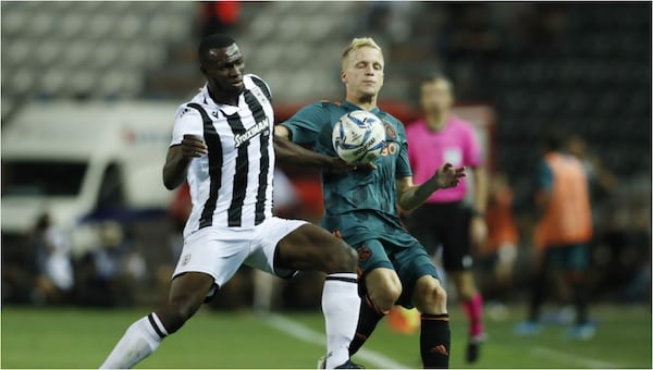 Super Eagles coach Gernot Rohr has replaced injured Leicester City midfielder Wilfred Ndidi with PAOK star Anderson Esiti for the September 10 friendly encounter against Ukraine in Dnipro. The German tactician recalled the 25-year-old Warri-born who has featured twice for the three-time Africa Champion in 2016, while Lokomotiv Moscow left-back Brian Idowu returns to the national team after nine months after his last international outing against Uganda at Stephen Keshi Stadium.Esiti joined Greek champions from Belgian outfit, KAA Gent last month and has already established himself as a key member of the side coming into Super Eagles after Ndidi picked up a hamstring injury in training last week and missed Leicester City’s 2-1 victory over Sheffield United on Saturday.Nigeria Football Federation made the announcement via their Twitter handle ahead of the battle against Ukraine during at Dnipro Arena. Gernot Rohr will now travel to Kyiv with 24 players to execute the international friendly against the Eastern European nation that will be played on Tuesday, September 10.