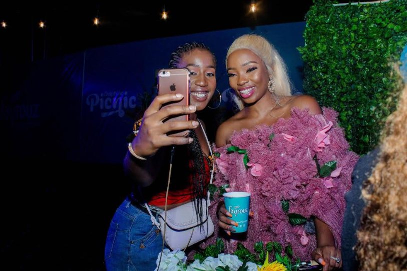 Well, when Fayrouz and Delphino Entertainment tagged the last Delphino Picnic in Abuja “nature meets natural”, they expected a lot of different looks but it was a breath of fresh air to see former BBNaija housemate, BamBam bring the theme to life, literally.