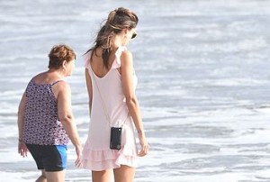 Alessandra Ambrosio Paparazzi Sexy Beach Shots Paparazzi do not cease to follow the Brazilian model Alessandra Ambrosio, which was recently seen during her vacation on the beach.