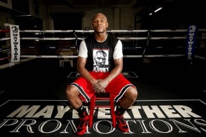 Floyd Mayweather Net Worth 2019 – How Rich Is Floyd Mayweather? One of the greatest boxers of all time, Floyd Mayweather is best known for being undefeated throughout his 19 year professional career with an incredible record of 49 to 0.