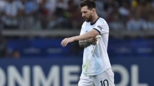 Messi and Tite exchanged words in the opening half, with the Barcelona captain seen insulting the coach. Brazil defender, Thiago Silva has slammed Argentine captain, Lionel Messi for his conduct during Argentina’s 1-0 victory over the Selecao in an international friendly encounter on Friday night in Saudi Arabia.