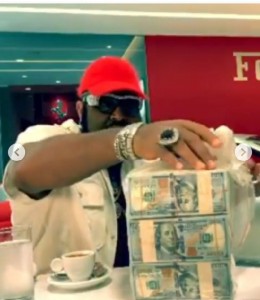 Popular Nigerian billionaire and music mogul, King Power, has stated that he is set to sign talented singer, Davido for a gigantic 100million dollars. The business mogul made this known via his Instagram page. He wrote;