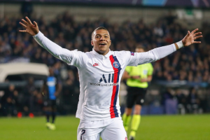 Paris Saint-German sporting director Leanardo has sent a warning to Zinedine Zidane over public admiration of Kylian Mbappe, according to report in Marca.