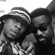 Download Music Mp3:- Sarkodie Ft Mugeez – Regular