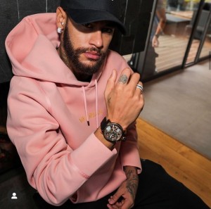 PSG star Neymar transcends the world of football, enjoying the glitzy showbiz lifestyle of a true celebrity.