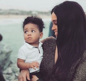    Lineo Didi Kilgrow, wife of musician, Dbanj has taken to her Instagram account to share a picture of their baby’s hand for the first time since he was born. Recall that the couple lost their first son, Daniel Oyebanjo III last year after he drowned in a