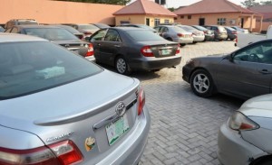 Men of the Economic and Financial Crimes Commission, Ibadan zonal office have arrested 89 suspected internet fraudsters at the popular Club 360 located on the Akala Expressway, Oluyole Extension in Ibadan, the Oyo State capital. In preparation for the late night operation which took place over the weekend, officers of the Commission had carried out series of discreet surveillance on the nature of activities going on in the nightclub which according to intelligence gathered, the said club was notorious for harbouring “yahoo-yahoo boys.”