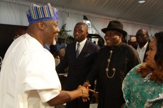 Dino Melaye Meets Goodluck Jonathan And His Wife, Mama Peace