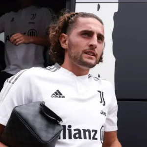 Rabiot Demands To Be Top Earner At Manchester United