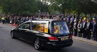 Body Of Queen Elizabeth II Leaves Balmoral For The Last Time To Edinburgh