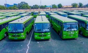 Ganduje Launches Kano Mass Transit Scheme With 100 Buses, 50 Taxis