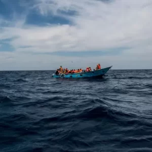 Libya shipwreck: At least 73 migrants presumed dead