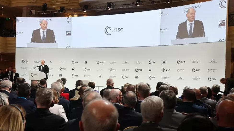 Munich Security Conference: First Leopard tanks to be deployed to Kyiv 'very soon' - Germany