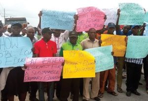 Osun: Teachers Recruited By Oyetola But Sacked By Adeleke Stage Protest