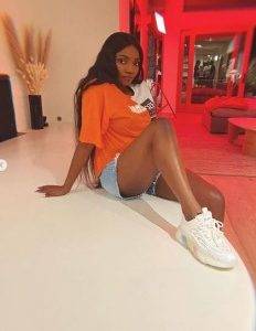 Dissing Someone With Their Age Or Being Broke Is Silly – Simi