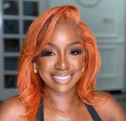 Ex-BBNaija housemate, Tolani Baj has revealed what turns her off at the club. The disc jockey in the tweet she shared, said she gets turned off when a guy dances in the club. Tolani added that such men should learn to sit down and pretend to be “big boys”. She Tweeted; “I get turned off when a guy dances in the club. Like sit down and pretend to be a big boy.”