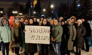 Russian wives and mothers call on Putin to stop sending mobilized men ‘to the slaughter’