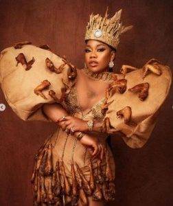 Toyin Lawani Rocks ‘Fried Chicken’ Inspired Outfit (Photos)