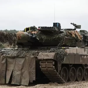 Ukraine war: Germany sends much-awaited Leopard tanks