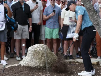 ‘Thank you Jordan for hitting me’: Jordan Spieth’s ball hits two fans and breaks a phone at Dell Match Play