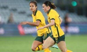 Hayley Raso and Mary Fowler sound World Cup weather warning to England's players