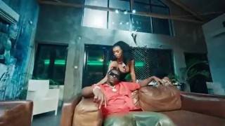 Highly talented Nigerian music phenomenon and song composer, Wande Coal enters the music section with the thrilling music video of his composition called “Let Them Know.”