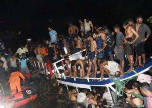 At least 22 dead as tourist boat capsizes in southern India