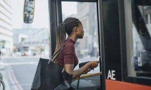 Bus £2 fare cap extended to end of October