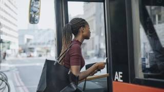 Bus £2 fare cap extended to end of October