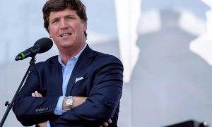 Tucker Carlson: Former Fox anchor to launch new show on Twitter