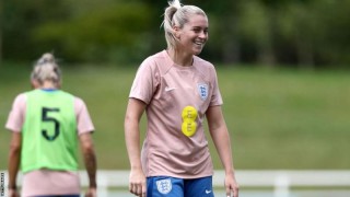 Alessia Russo England striker says transfer speculation has been 'tough'