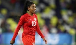 Chelsea sign Canada defender Ashley Lawrence from PSG