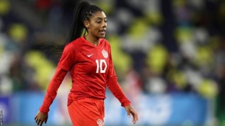 Chelsea sign Canada defender Ashley Lawrence from PSG