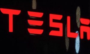 Elon Musk: Tesla delivers record number of cars after price cuts