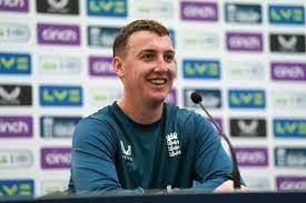 Harry Brook is willing to sign a multiyear England contract for the 2023 Ashes.