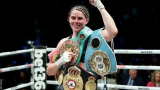 Savannah Marshall: Briton beats Franchon Crews-Dezurn to win undisputed super-middleweight title