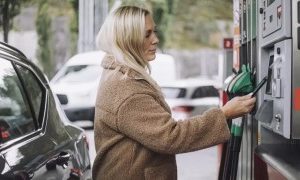 Supermarkets forced to publish live fuel prices to cut costs