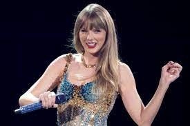 Taylor Swift: Fans snap up first available tickets for Eras UK tour dates