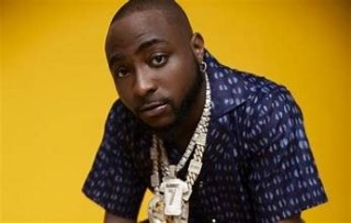 Davido, an afrobeat musician, sends N2 million to Mohbad's family