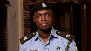 As Lagos policeman fight a driver, five officers are called.