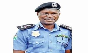 Police apprehend three for stealing the late Ogun monarch's scepter and crown.