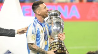 Messi's Argentina - 3 trophies in-a-row "Copa América Titles"