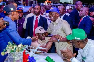 Edo 2024: Shaibu Kneels As He Reunites With His ‘Father’, Oshiomhole (Photos)